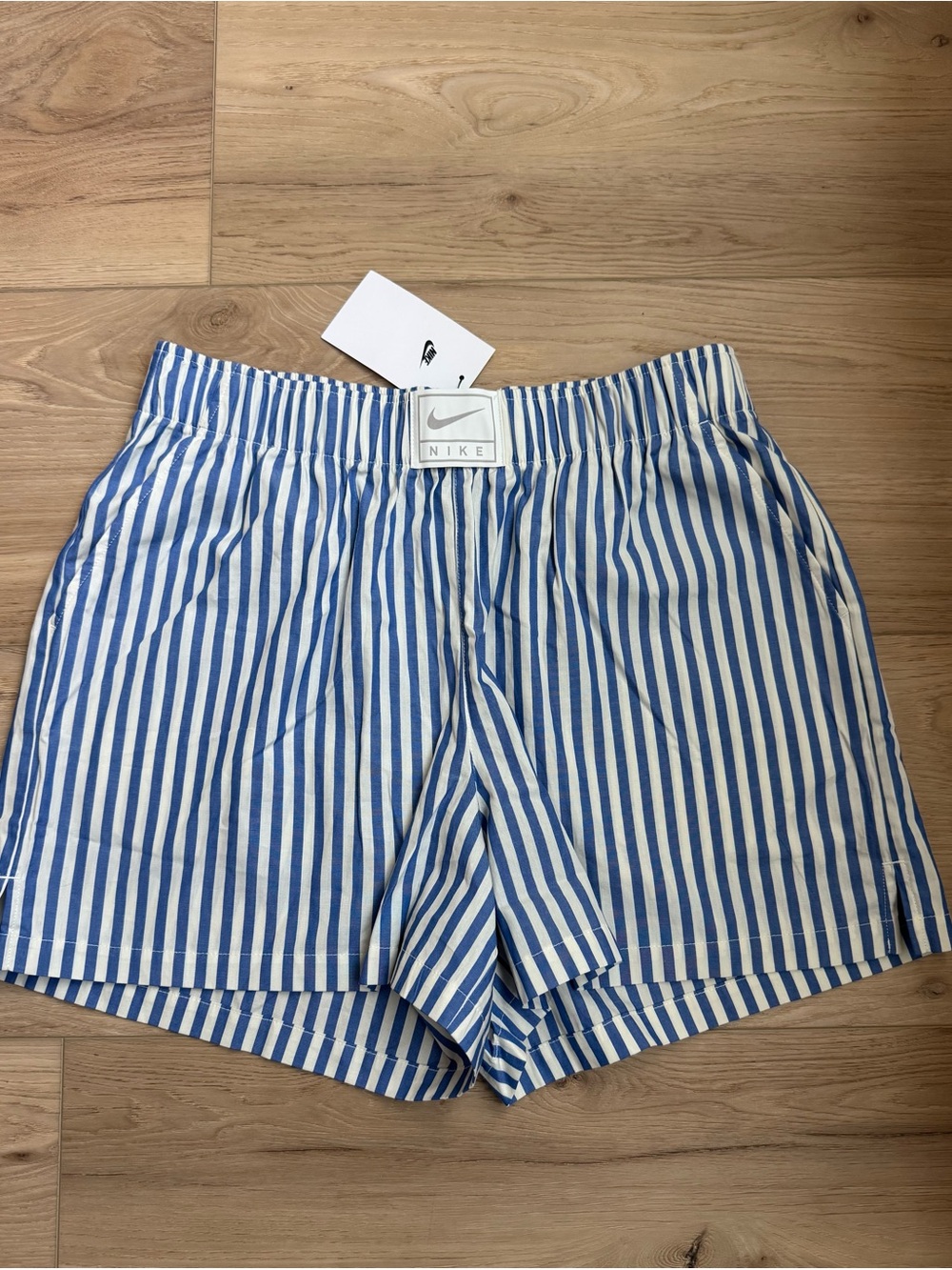 Nike Women’s Striped poplin Shorts NWT Small Lounge Relaxed Everyday